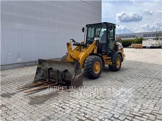 CAT 907M Carregadeiras de rodas