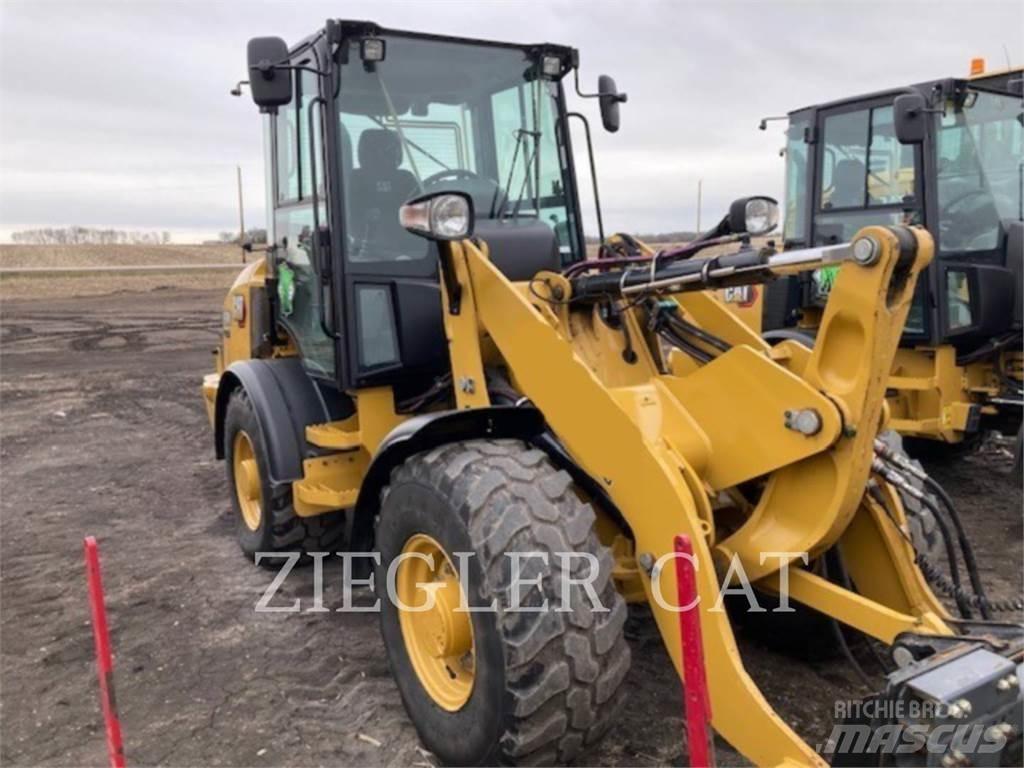 CAT 907M Carregadeiras de rodas