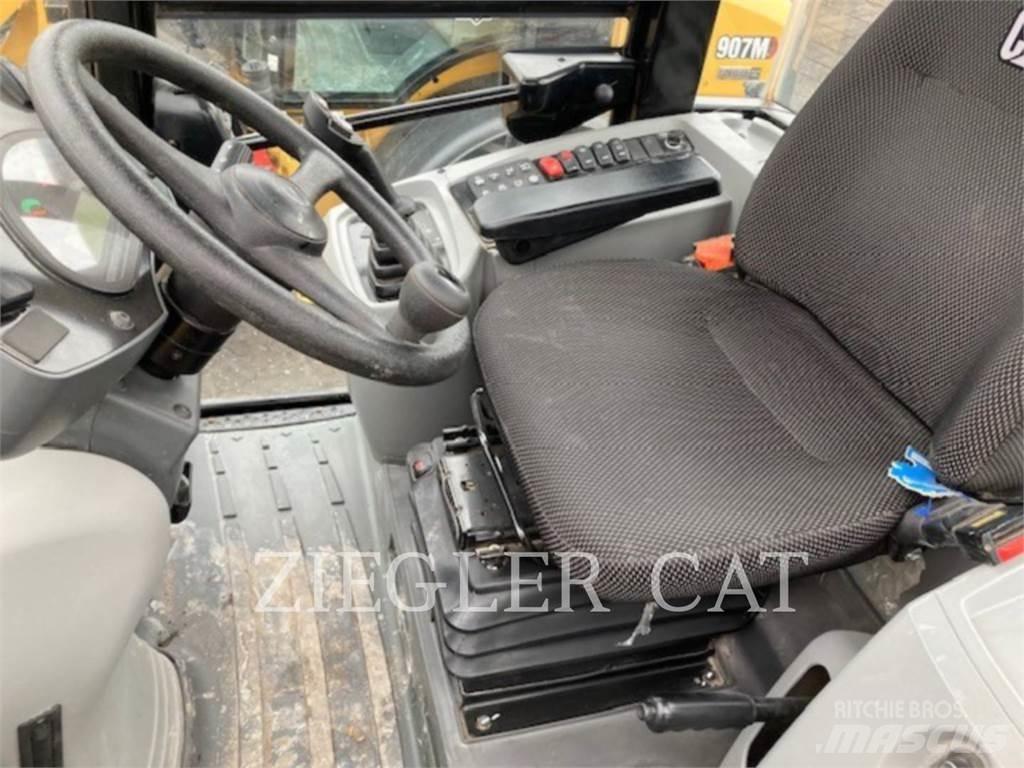 CAT 907M Carregadeiras de rodas
