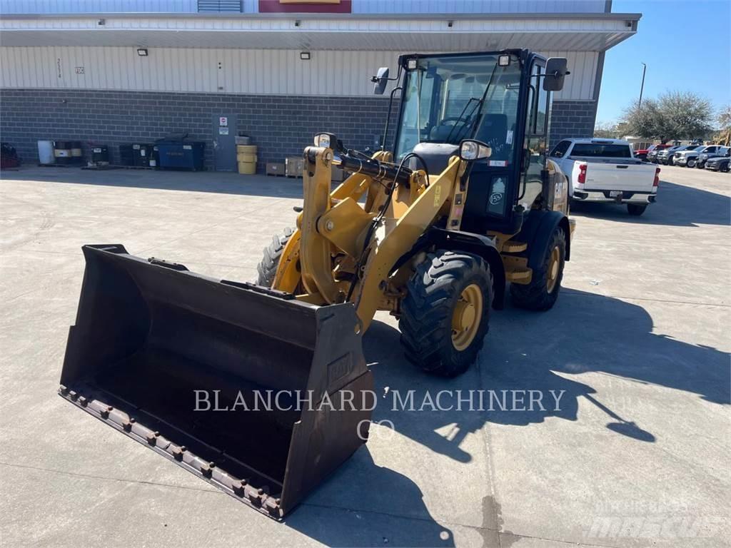 CAT 907M Carregadeiras de rodas