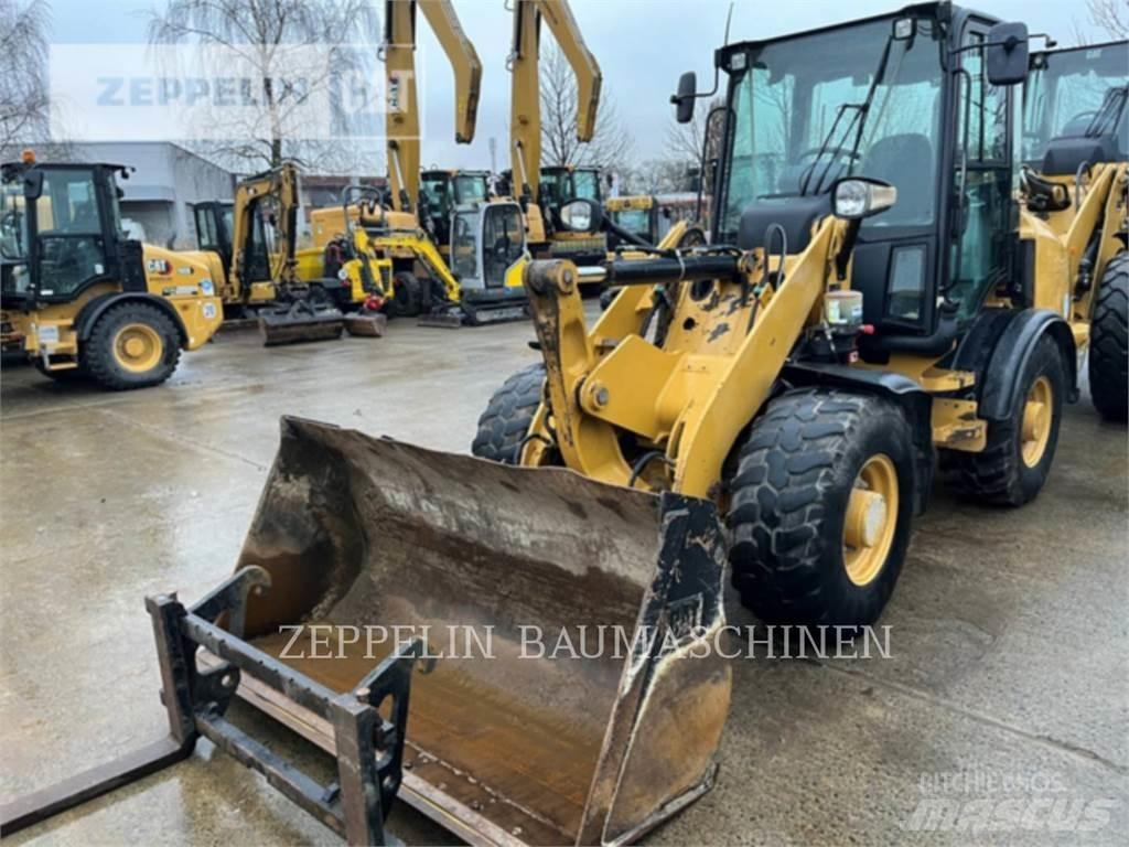 CAT 907M Carregadeiras de rodas