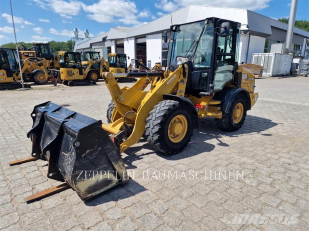 CAT 907M Carregadeiras de rodas