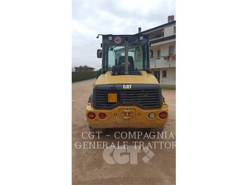 CAT 908 Carregadeiras de rodas