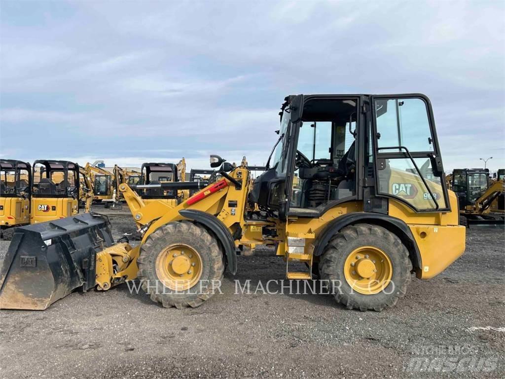 CAT 908 Carregadeiras de rodas