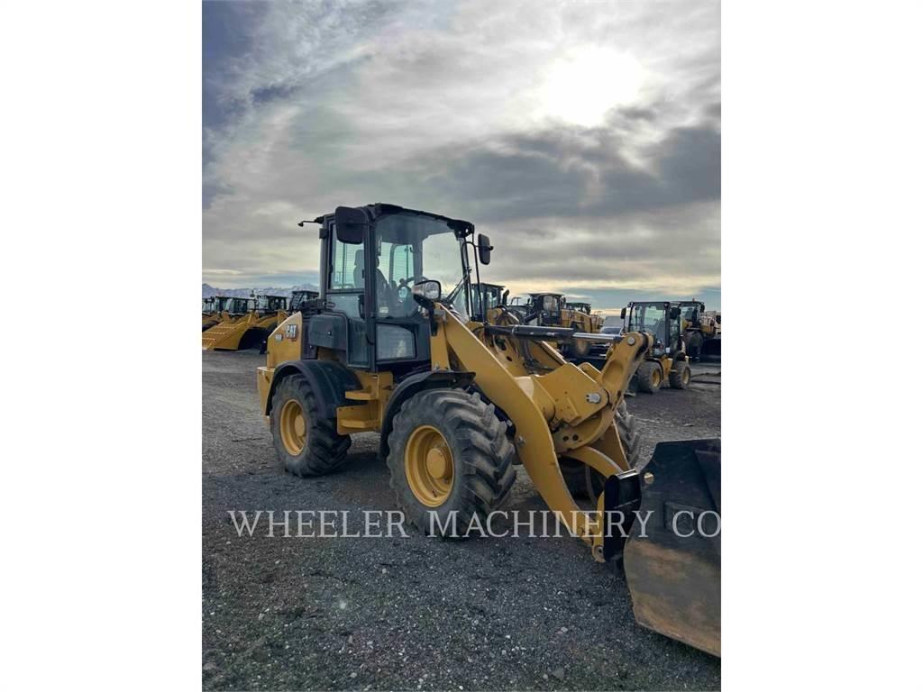 CAT 908 Carregadeiras de rodas