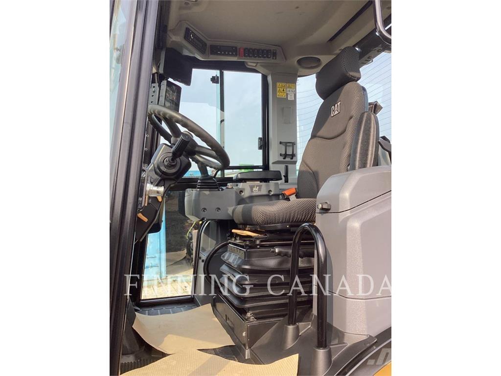 CAT 908 Carregadeiras de rodas