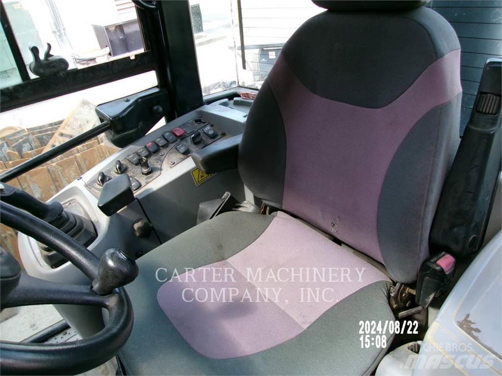 CAT 908H2 Carregadeiras de rodas