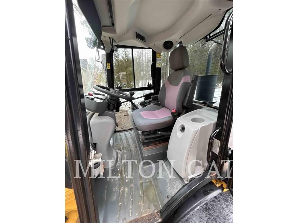 CAT 908H2 Carregadeiras de rodas