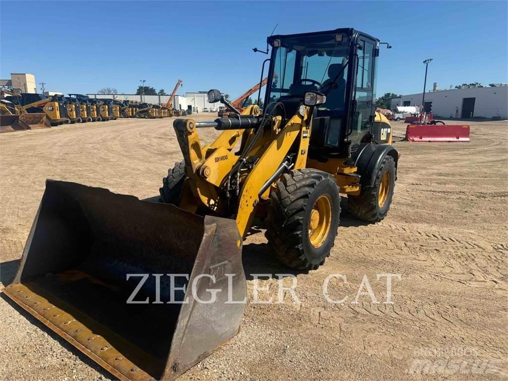 CAT 908H2 Carregadeiras de rodas