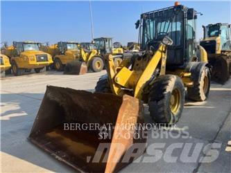 CAT 908M Carregadeiras de rodas