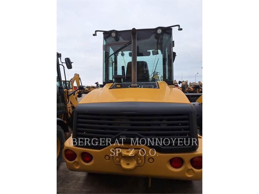 CAT 908M Carregadeiras de rodas