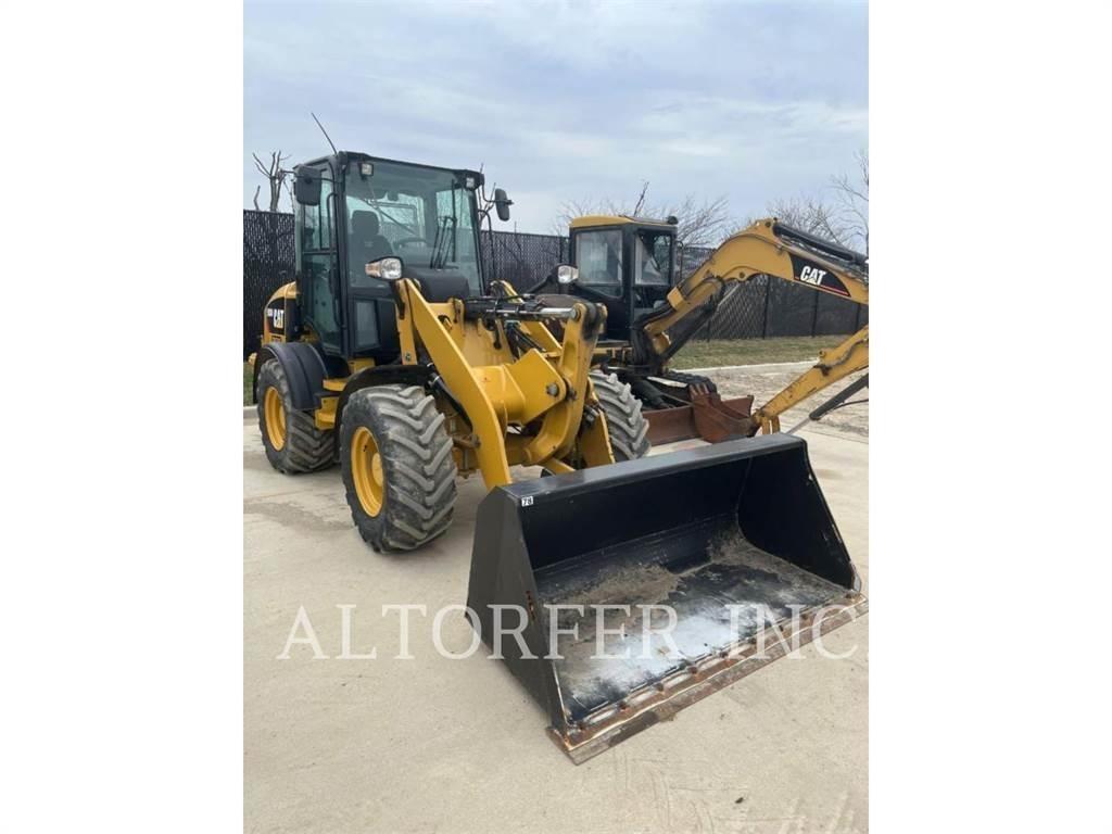 CAT 908M Mini carregadoras