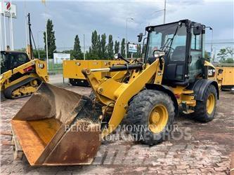 CAT 908M Carregadeiras de rodas