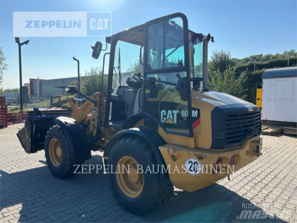 CAT 908M Carregadeiras de rodas