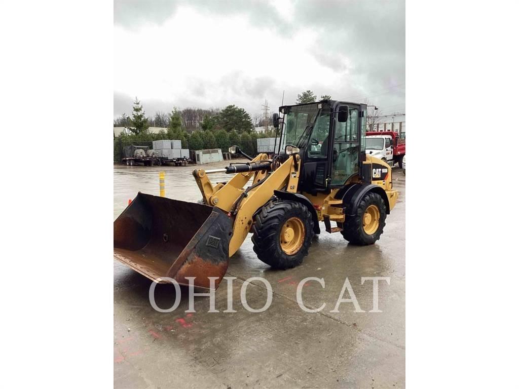 CAT 908M Mini carregadoras