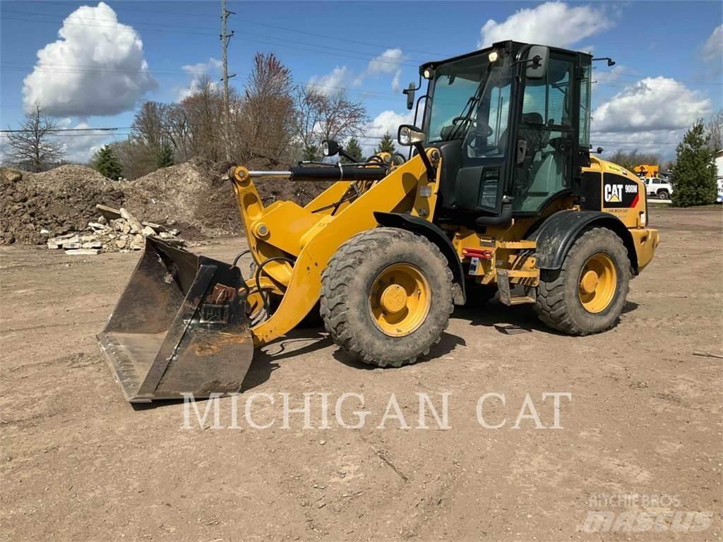 CAT 908M Carregadeiras de rodas