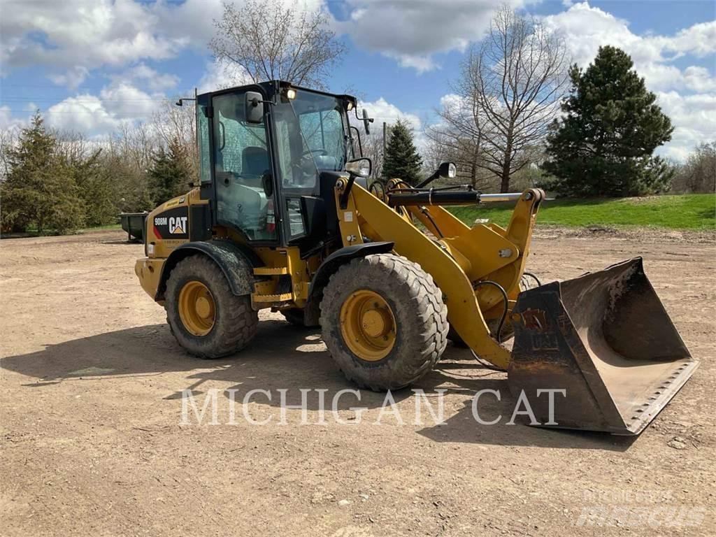 CAT 908M Carregadeiras de rodas