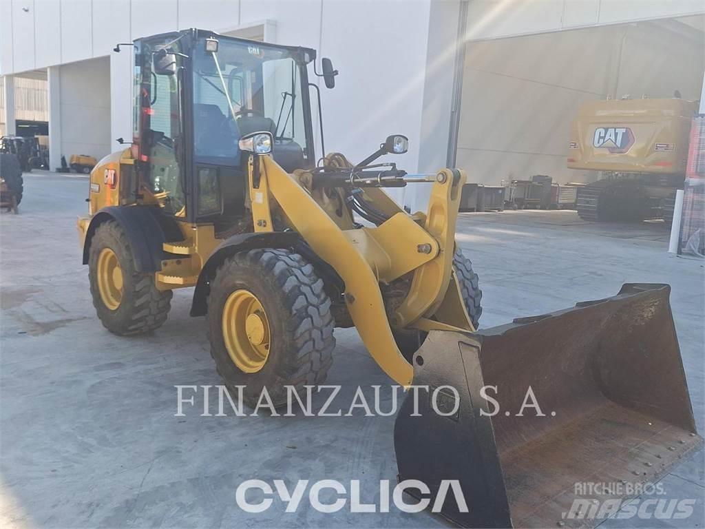 CAT 908M Carregadeiras de rodas