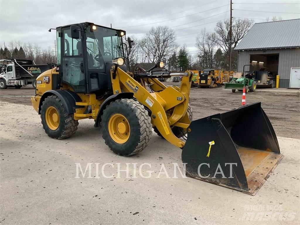 CAT 908M ARW Carregadeiras de rodas