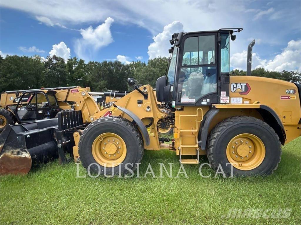 CAT 910 Carregadeiras de rodas