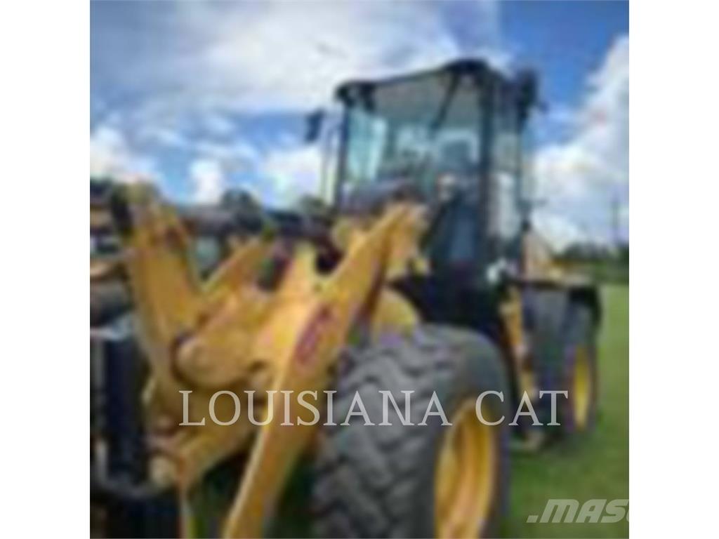 CAT 910 Carregadeiras de rodas