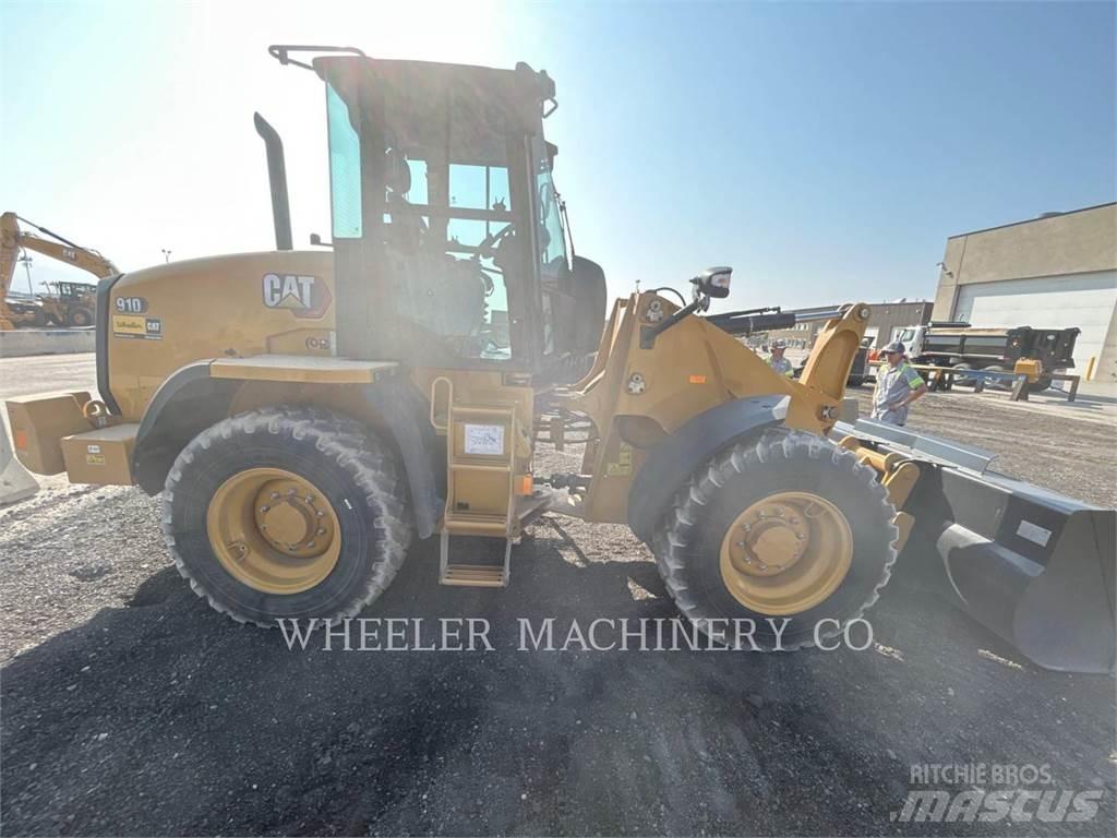 CAT 910 Carregadeiras de rodas