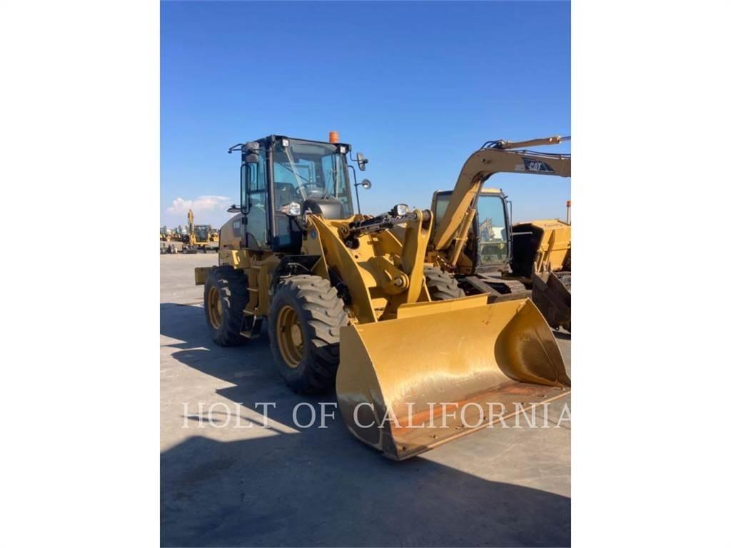 CAT 910M Carregadeiras de rodas