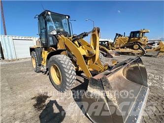 CAT 910M Carregadeiras de rodas