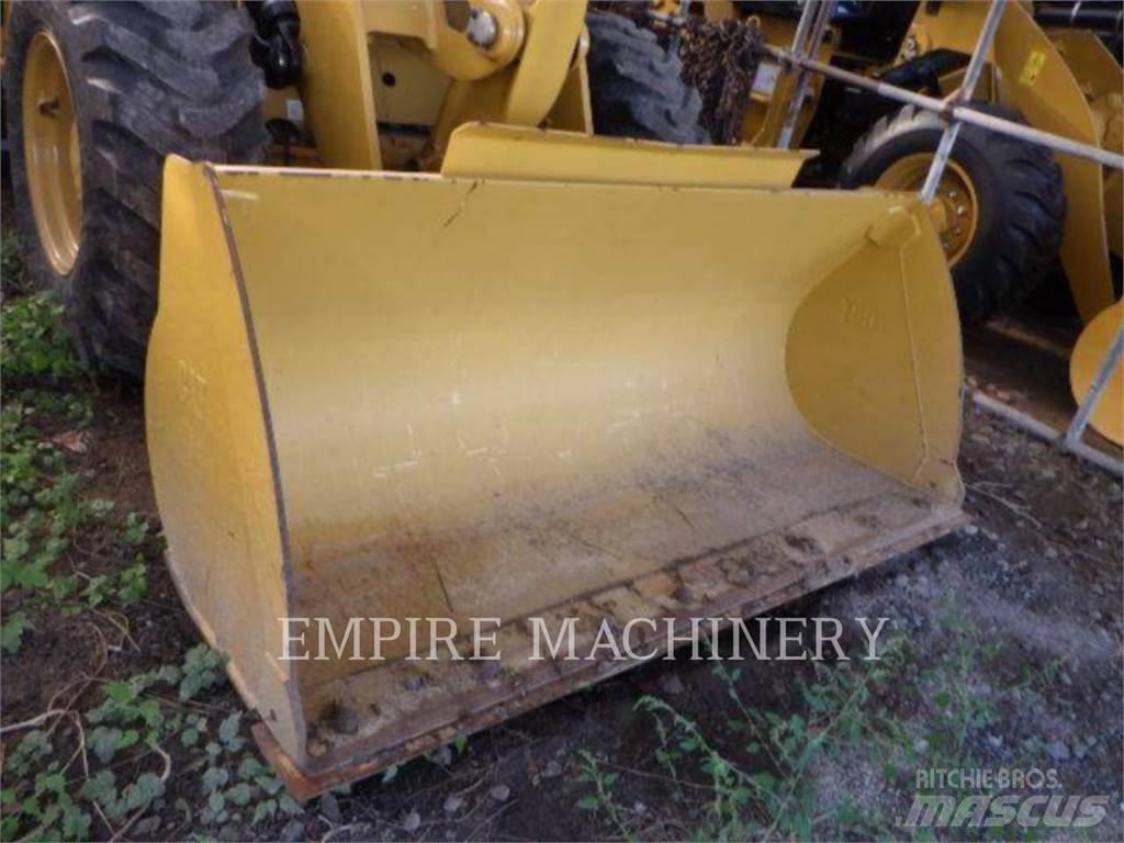 CAT 910M Carregadeiras de rodas