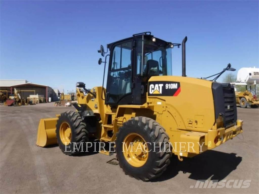 CAT 910M Carregadeiras de rodas