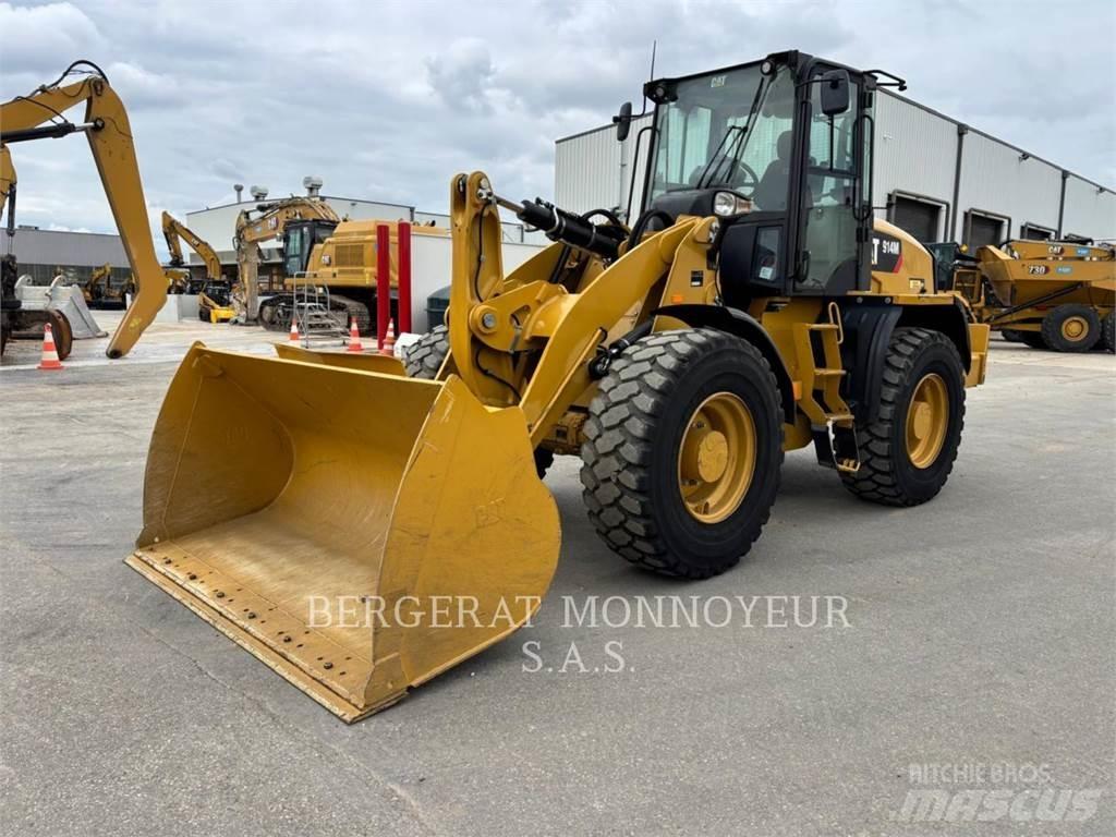 CAT 914M Carregadeiras de rodas
