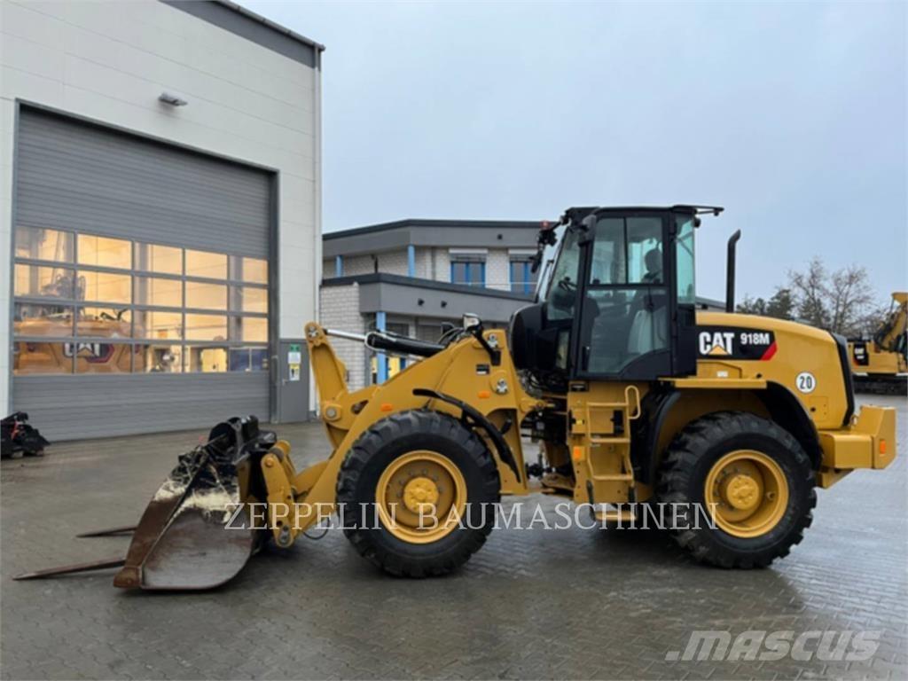 CAT 918M Carregadeiras de rodas