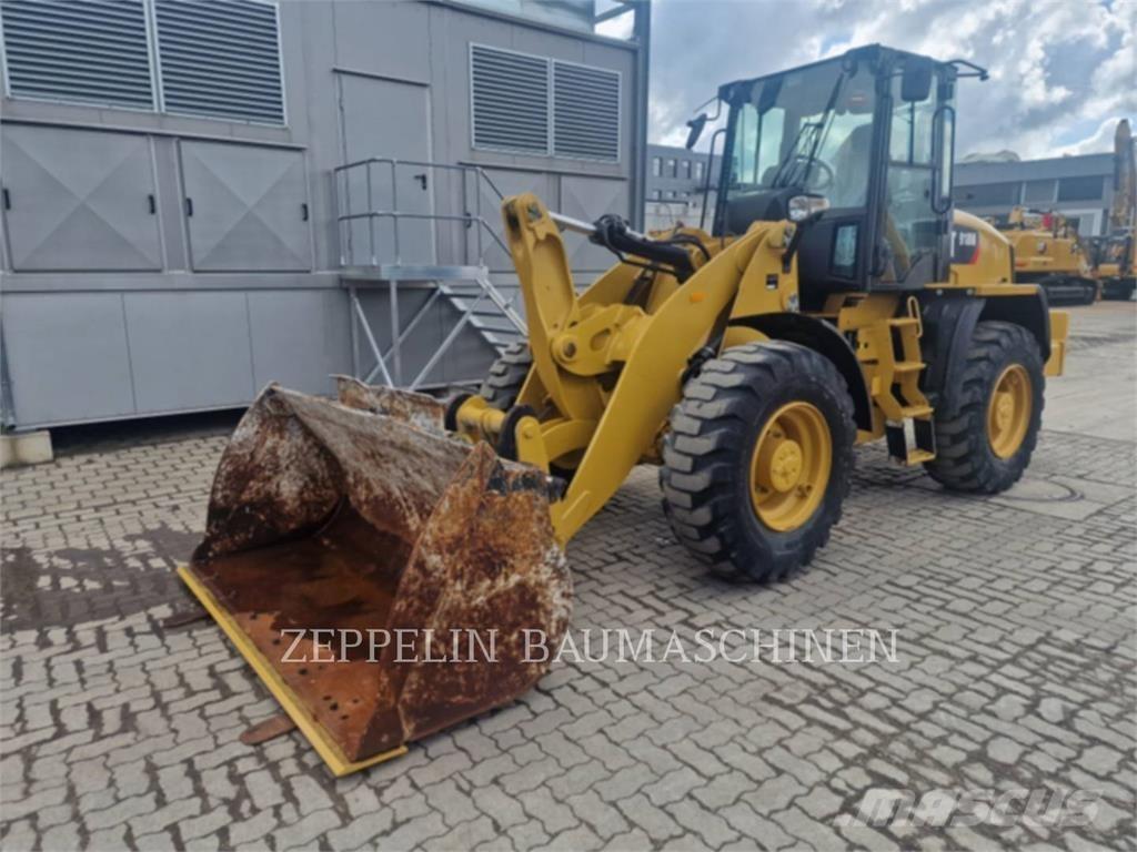 CAT 918M Carregadeiras de rodas