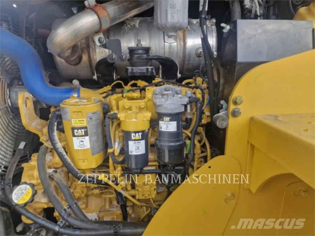 CAT 918M Carregadeiras de rodas