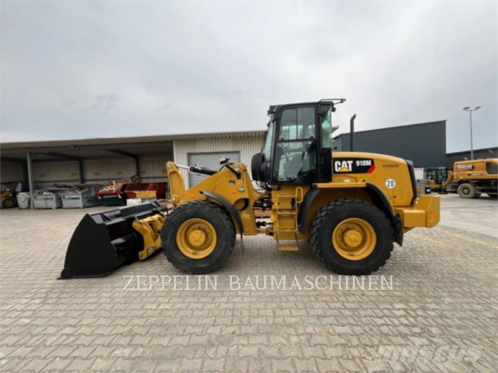 CAT 918M Carregadeiras de rodas