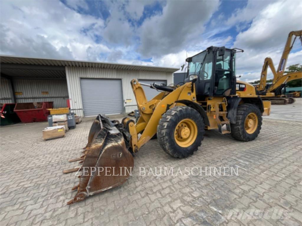 CAT 918M Carregadeiras de rodas