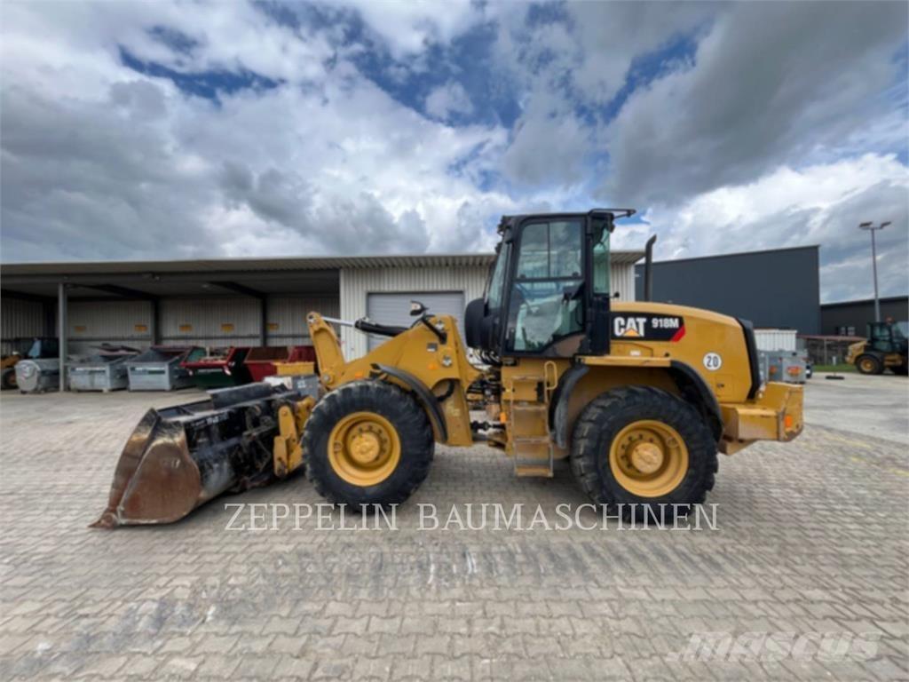 CAT 918M Carregadeiras de rodas
