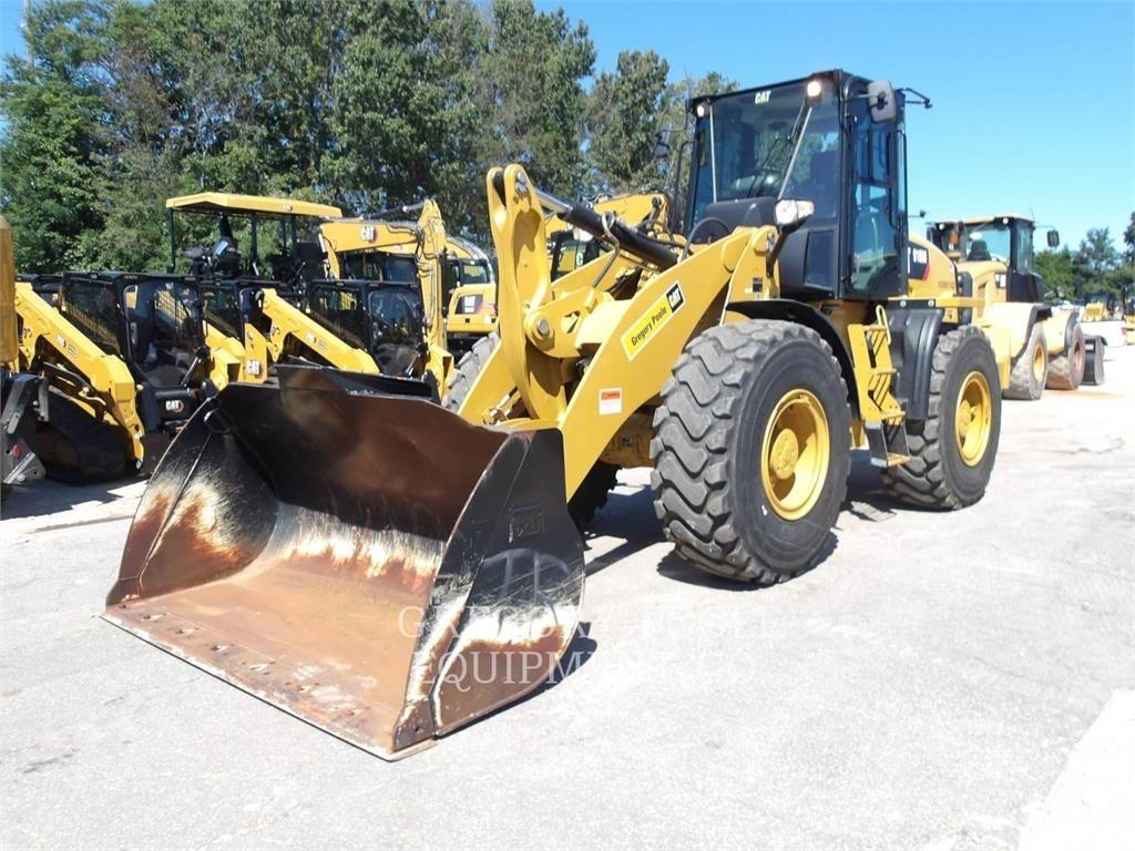 CAT 918M Carregadeiras de rodas