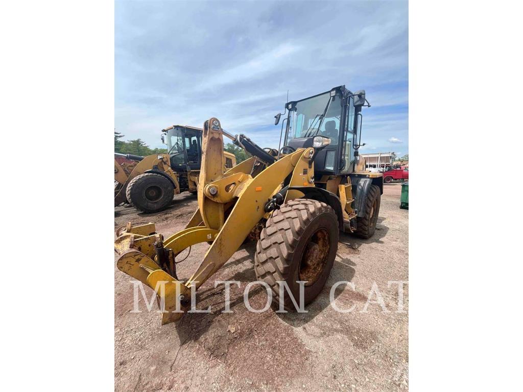 CAT 918M Carregadeiras de rodas
