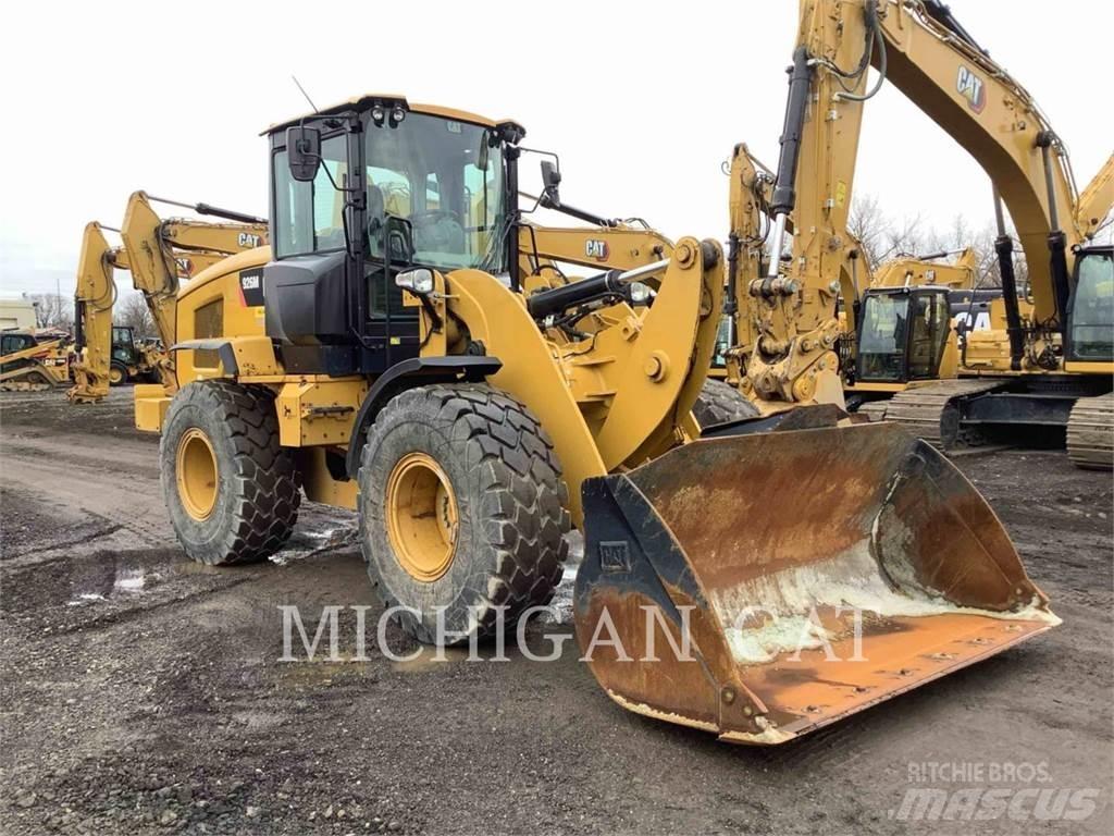 CAT 926M Carregadeiras de rodas