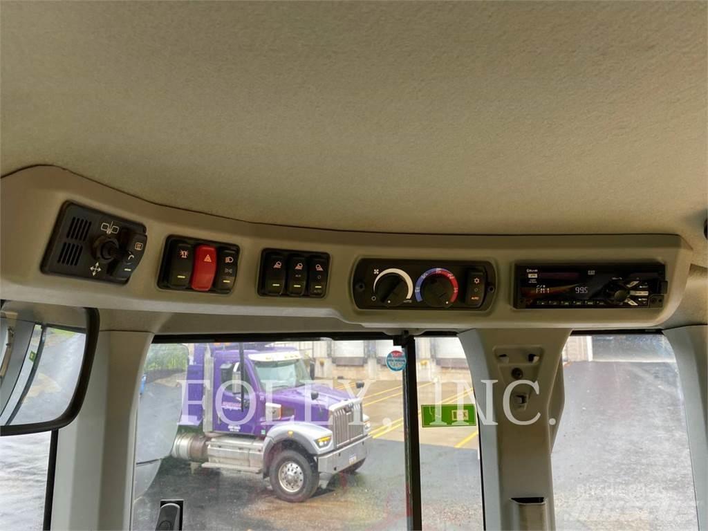 CAT 926M Carregadeiras de rodas