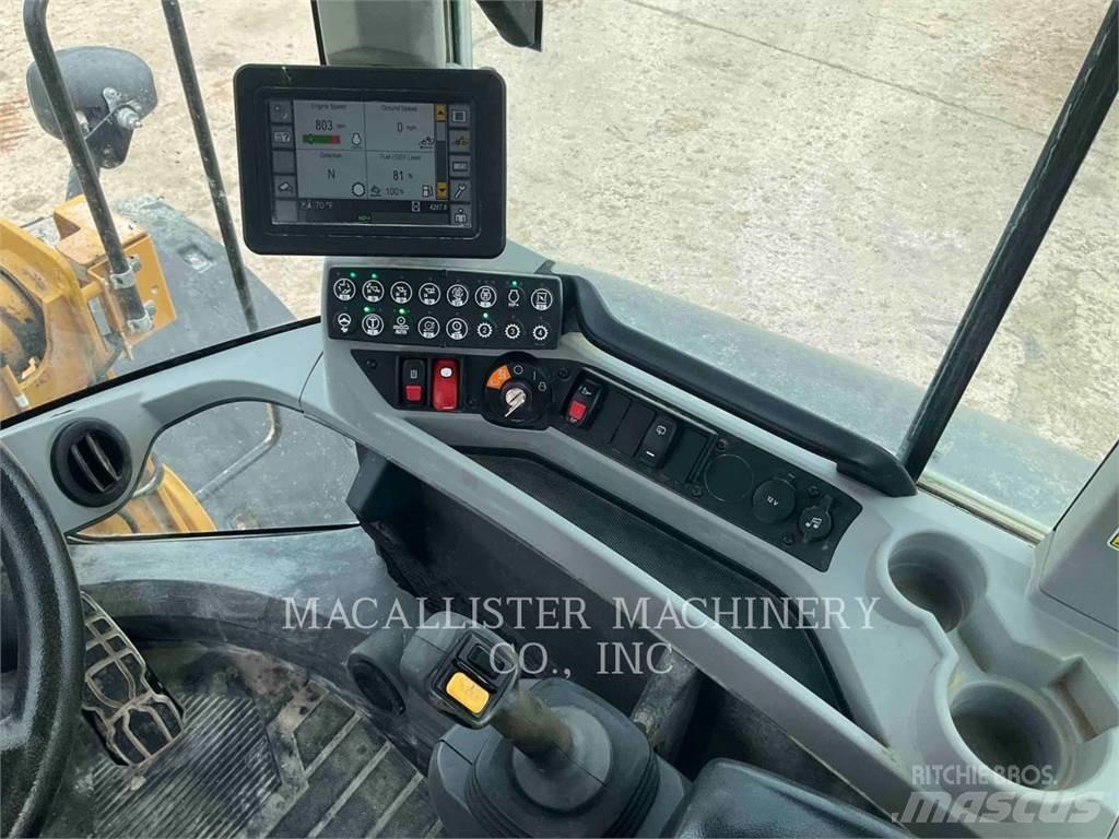 CAT 926M Carregadeiras de rodas