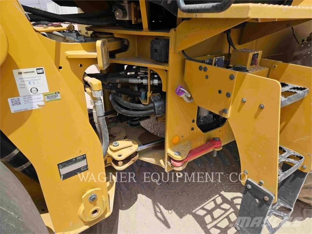CAT 926M Carregadeiras de rodas