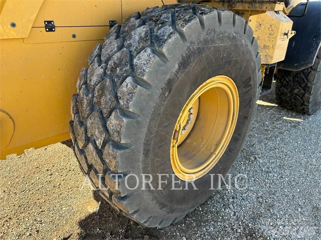 CAT 926M Carregadeiras de rodas