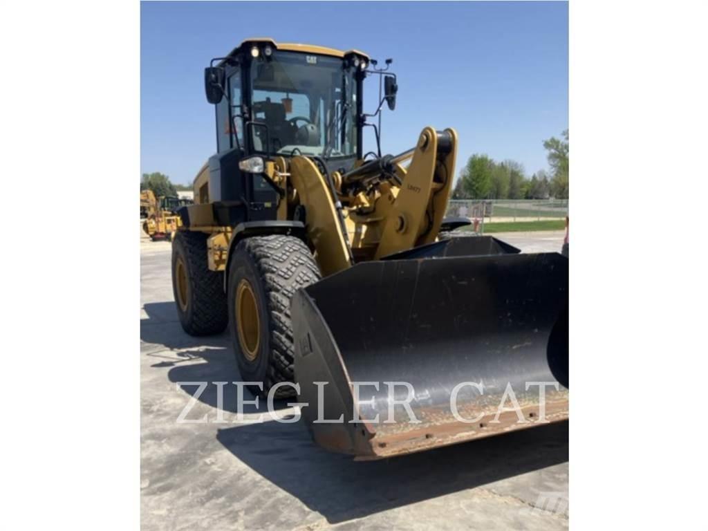 CAT 926M Carregadeiras de rodas