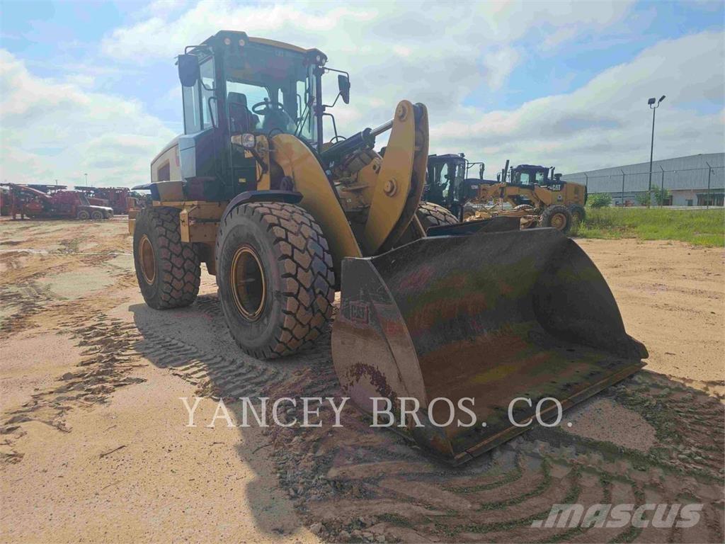 CAT 926M Carregadeiras de rodas