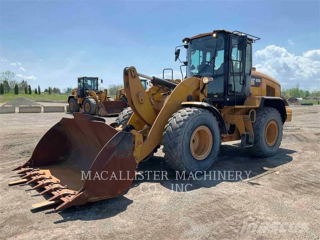 CAT 926M Carregadeiras de rodas