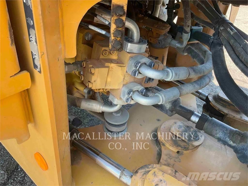 CAT 926M Carregadeiras de rodas