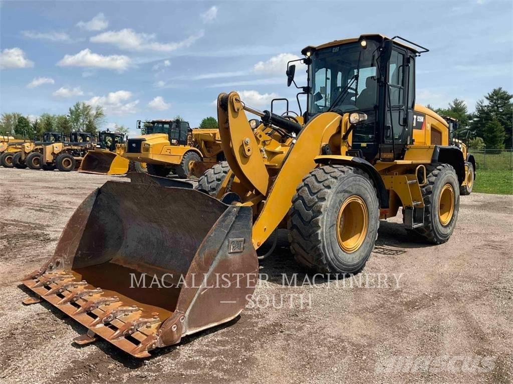 CAT 926M Carregadeiras de rodas