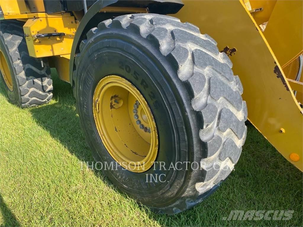CAT 926M Carregadeiras de rodas